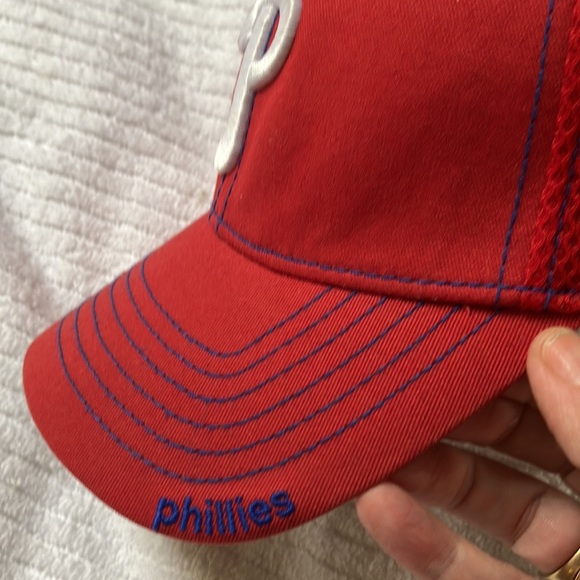 Phillies ball cap - Picture 2 of 9